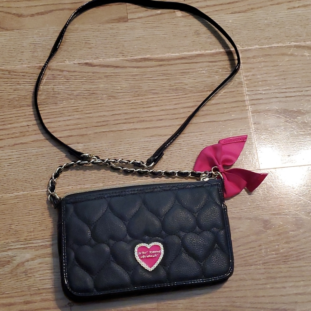 Betsy Johnson quilted heart small purse